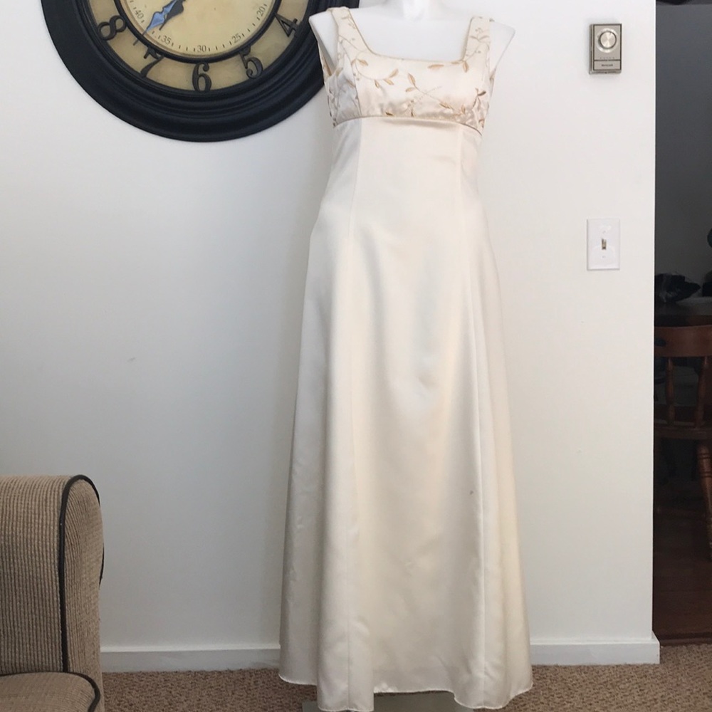 Elegant Prom Dress.